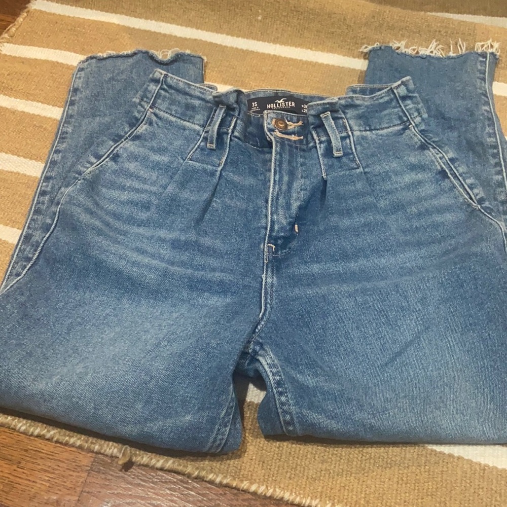 Hollister Mom Jeans